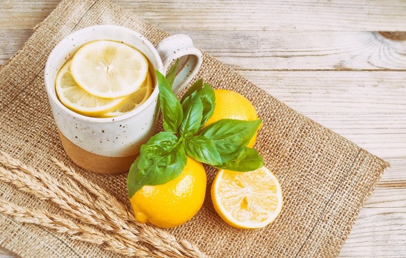 چطور در خانه ضدعفونی کننده دست بسازیم؟ 1 Warm Lemon Water 3